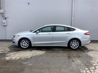 2014 Ford Fusion SE - Photo 3 - Crest Hill, IL 60403