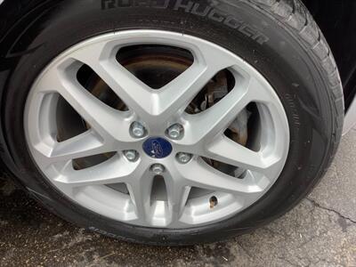 2014 Ford Fusion SE - Photo 37 - Crest Hill, IL 60403
