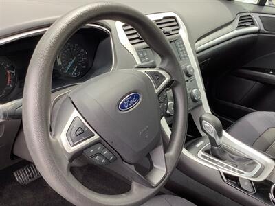 2014 Ford Fusion SE - Photo 30 - Crest Hill, IL 60403