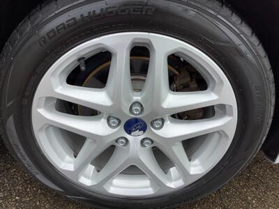 2014 Ford Fusion SE - Photo 38 - Crest Hill, IL 60403