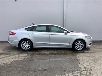2014 Ford Fusion SE - Photo 27 - Crest Hill, IL 60403
