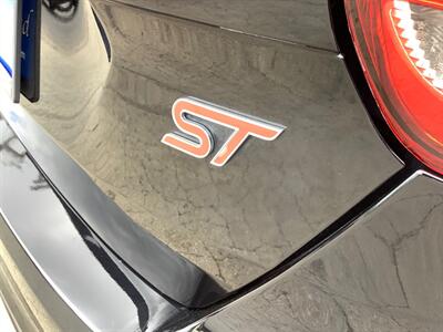2016 Ford Focus ST   - Photo 40 - Crest Hill, IL 60403