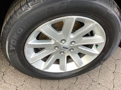 2010 Ford Flex SEL - Photo 33 - Crest Hill, IL 60403