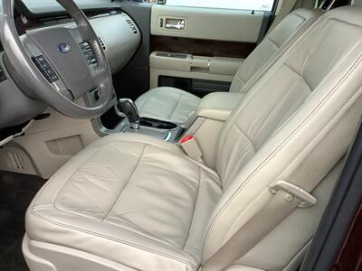 2010 Ford Flex SEL - Photo 13 - Crest Hill, IL 60403