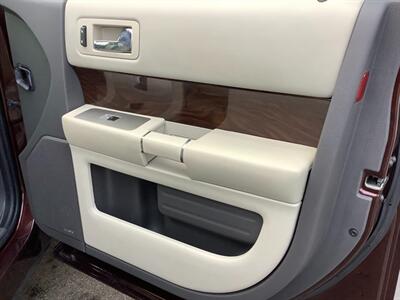 2010 Ford Flex SEL - Photo 23 - Crest Hill, IL 60403