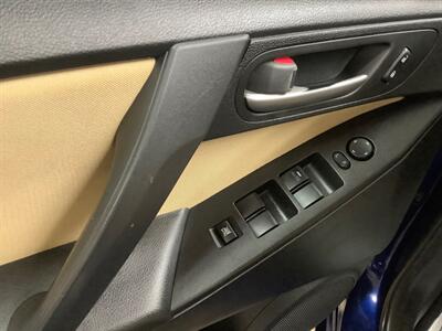2012 Mazda Mazda3 i Touring   - Photo 10 - Crest Hill, IL 60403