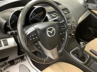 2012 Mazda Mazda3 i Touring   - Photo 17 - Crest Hill, IL 60403