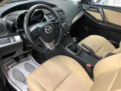 2012 Mazda Mazda3 i Touring   - Photo 11 - Crest Hill, IL 60403
