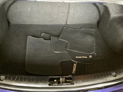 2012 Mazda Mazda3 i Touring   - Photo 28 - Crest Hill, IL 60403