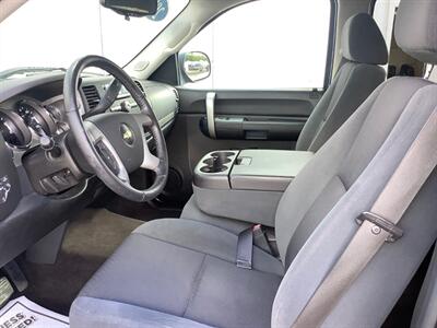2009 Chevrolet Silverado 1500 LT   - Photo 15 - Crest Hill, IL 60403