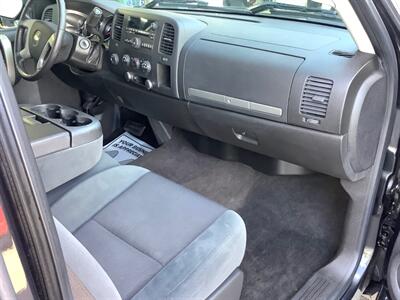 2009 Chevrolet Silverado 1500 LT   - Photo 29 - Crest Hill, IL 60403