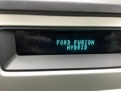 2011 Ford Fusion Hybrid   - Photo 12 - Crest Hill, IL 60403