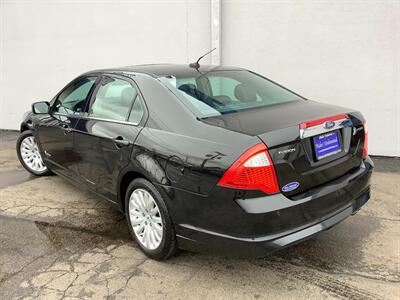 2011 Ford Fusion Hybrid   - Photo 38 - Crest Hill, IL 60403