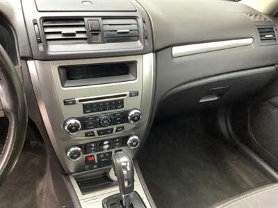 2011 Ford Fusion Hybrid   - Photo 42 - Crest Hill, IL 60403
