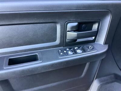 2018 RAM 2500 Tradesman   - Photo 13 - Crest Hill, IL 60403