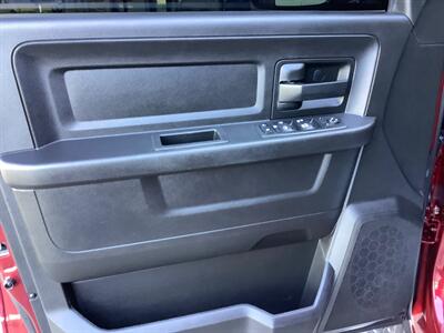 2018 RAM 2500 Tradesman   - Photo 12 - Crest Hill, IL 60403