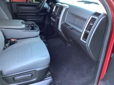 2018 RAM 2500 Tradesman   - Photo 35 - Crest Hill, IL 60403