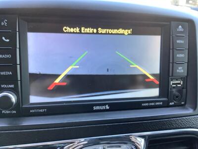 2014 Chrysler Town and Country Touring   - Photo 15 - Crest Hill, IL 60403