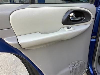 2005 Chevrolet Trailblazer LT   - Photo 23 - Crest Hill, IL 60403