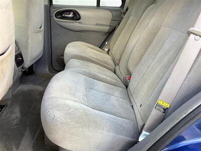 2005 Chevrolet Trailblazer LT   - Photo 24 - Crest Hill, IL 60403
