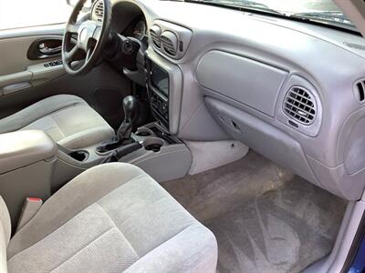 2005 Chevrolet Trailblazer LT   - Photo 30 - Crest Hill, IL 60403