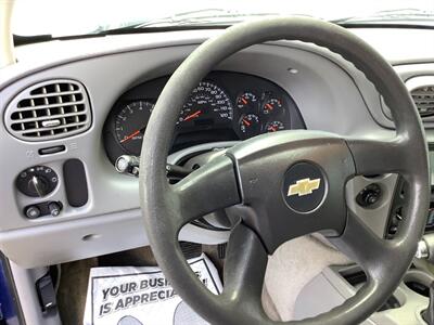 2005 Chevrolet Trailblazer LT   - Photo 16 - Crest Hill, IL 60403