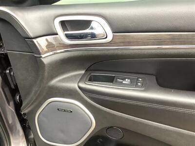 2016 Jeep Grand Cherokee High Altitude   - Photo 38 - Crest Hill, IL 60403