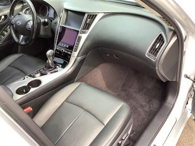 2015 INFINITI Q50   - Photo 33 - Crest Hill, IL 60403
