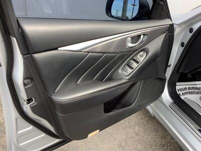 2015 INFINITI Q50   - Photo 18 - Crest Hill, IL 60403