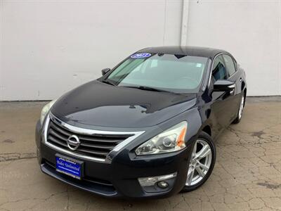 2013 Nissan Altima 3.5 SL   - Photo 2 - Crest Hill, IL 60403