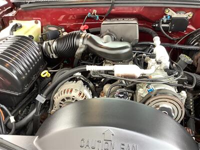 1998 Chevrolet Tahoe LT - Photo 36 - Crest Hill, IL 60403