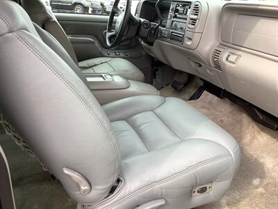 1998 Chevrolet Tahoe LT - Photo 23 - Crest Hill, IL 60403