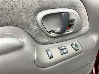 1998 Chevrolet Tahoe LT - Photo 13 - Crest Hill, IL 60403