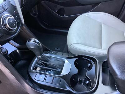 2014 Hyundai SANTA FE GLS   - Photo 14 - Crest Hill, IL 60403