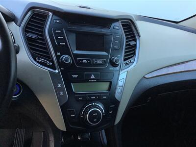 2014 Hyundai SANTA FE GLS   - Photo 15 - Crest Hill, IL 60403