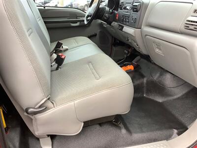 2006 Ford F-350 Super duty xl Dump truck - plow truck - Photo 42 - Crest Hill, IL 60403