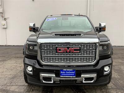 2019 GMC Sierra 3500 Denali   - Photo 11 - Crest Hill, IL 60403