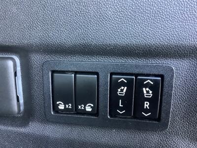 2021 Chevrolet Suburban LT   - Photo 61 - Crest Hill, IL 60403