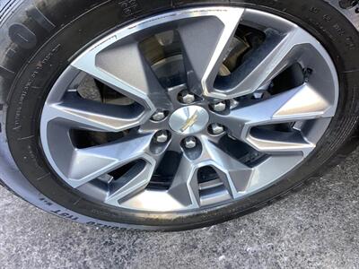 2021 Chevrolet Suburban LT   - Photo 63 - Crest Hill, IL 60403