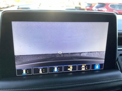 2021 Chevrolet Suburban LT   - Photo 16 - Crest Hill, IL 60403