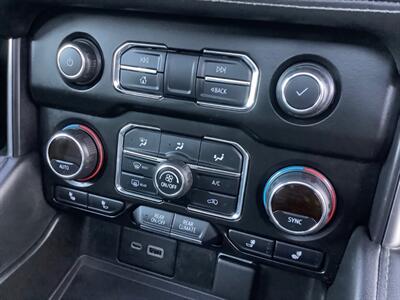 2021 Chevrolet Suburban LT   - Photo 53 - Crest Hill, IL 60403