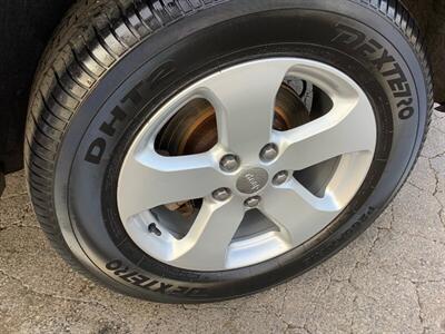 2011 Jeep Grand Cherokee Laredo   - Photo 43 - Crest Hill, IL 60403