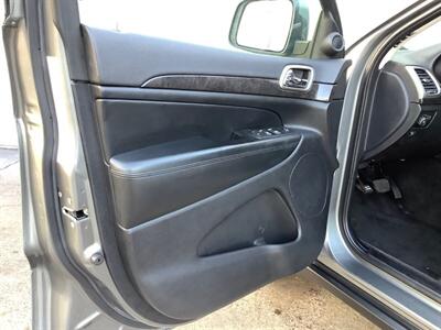 2011 Jeep Grand Cherokee Laredo   - Photo 13 - Crest Hill, IL 60403