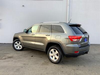 2011 Jeep Grand Cherokee Laredo   - Photo 4 - Crest Hill, IL 60403