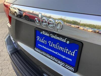 2011 Jeep Grand Cherokee Laredo   - Photo 37 - Crest Hill, IL 60403