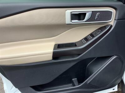 2020 Ford Explorer XLT   - Photo 13 - Crest Hill, IL 60403