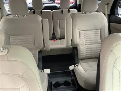 2020 Ford Explorer XLT   - Photo 47 - Crest Hill, IL 60403