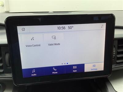 2020 Ford Explorer XLT   - Photo 24 - Crest Hill, IL 60403