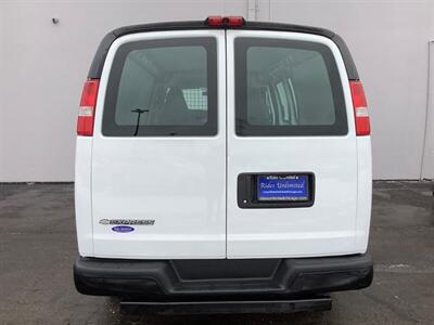 2017 Chevrolet Express 2500 - Photo 6 - Crest Hill, IL 60403