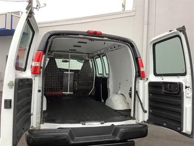 2017 Chevrolet Express 2500 - Photo 30 - Crest Hill, IL 60403